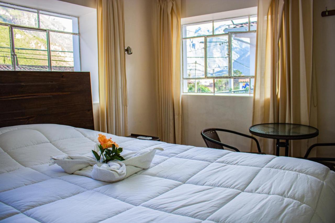 Hotel Los Laureles Calca Extérieur photo