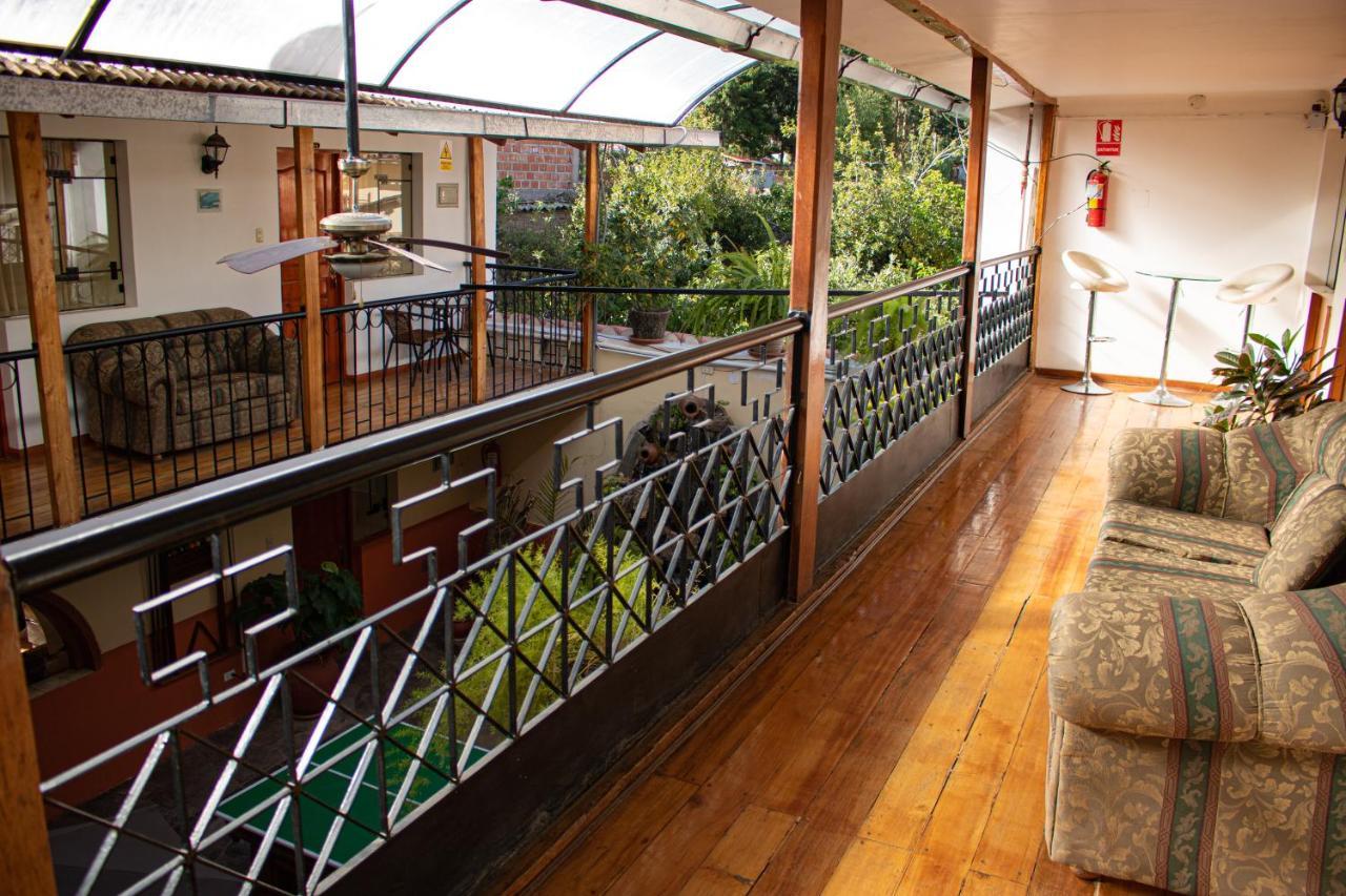 Hotel Los Laureles Calca Extérieur photo