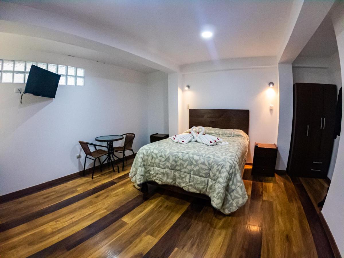Hotel Los Laureles Calca Extérieur photo