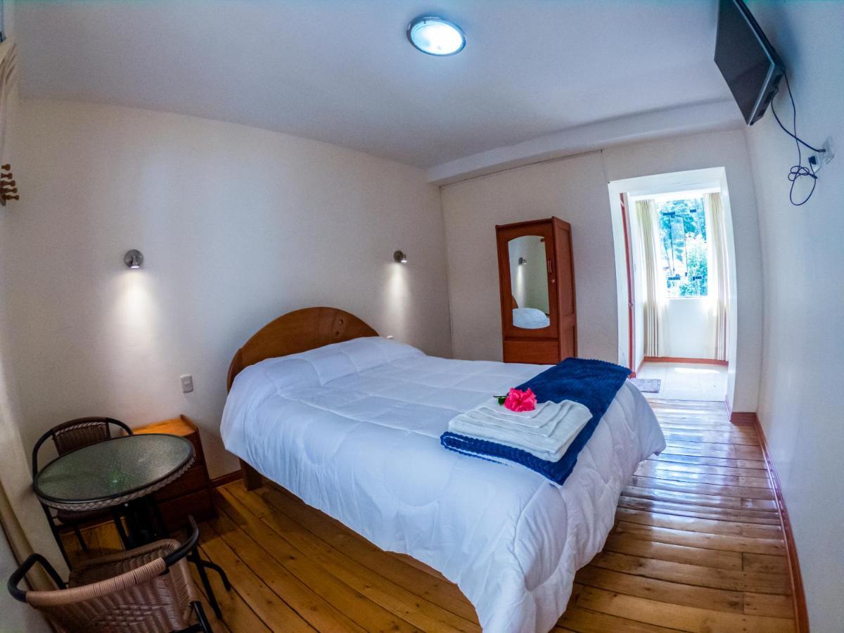 Hotel Los Laureles Calca Extérieur photo